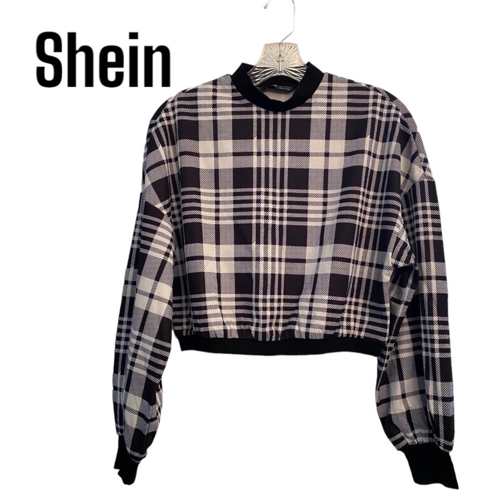 SHEIN Black & White plaid pullover crop top XS
